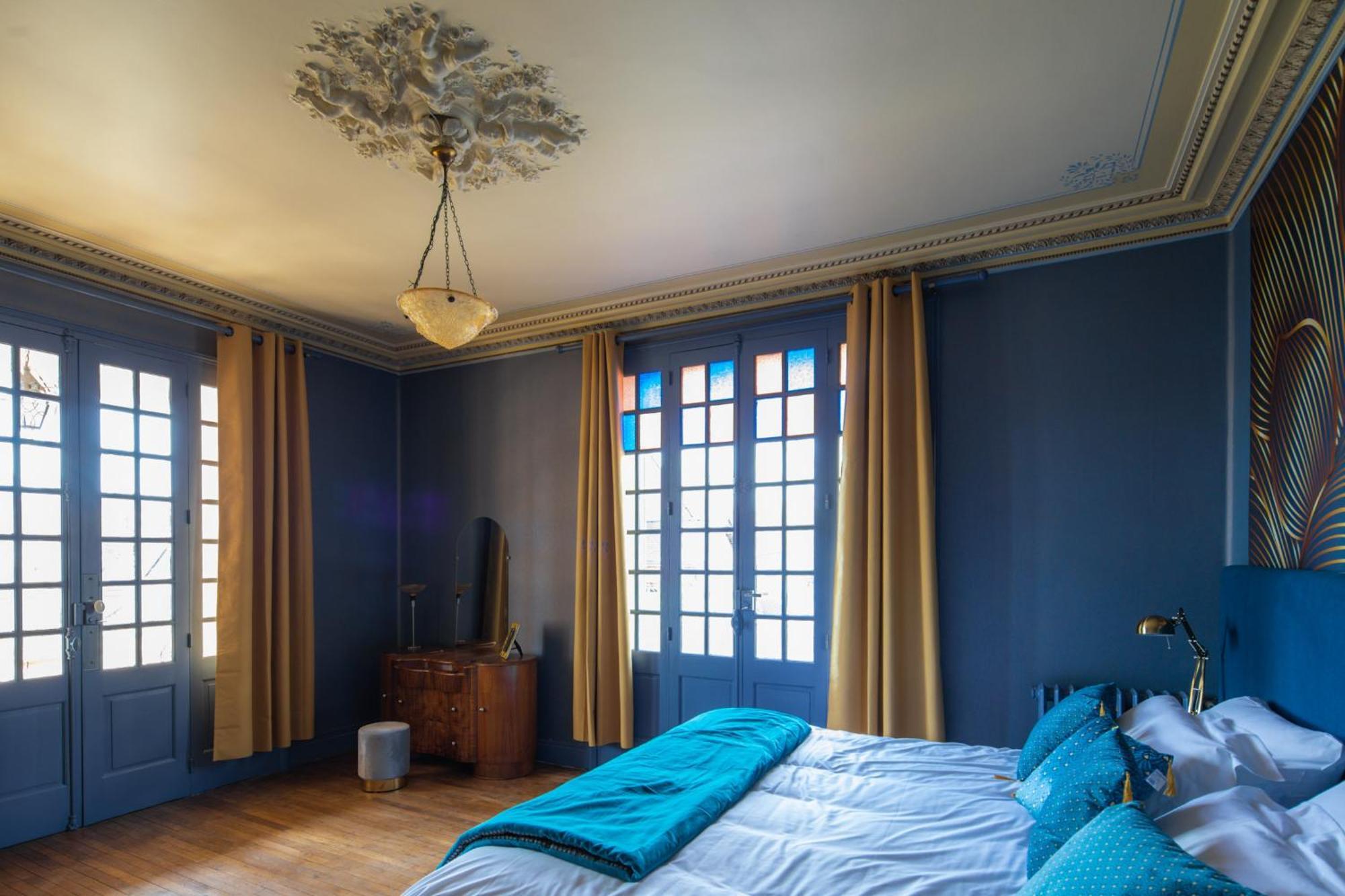 Large Double Room,1646977610:JPEG